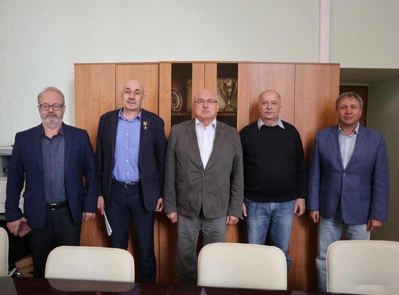 Общественная палата Ленобласти и региональное «Боевое братство» наметят план сотрудничества