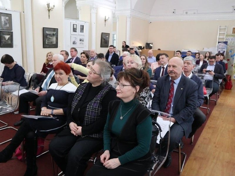 Общественная палата обсудила вопросы подготовки к голосованию по поправкам в Конституцию и выбрала своего представителя в ОПРФ