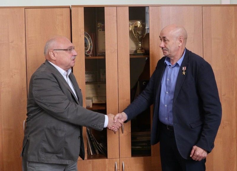 Общественная палата Ленобласти и региональное «Боевое братство» наметят план сотрудничества