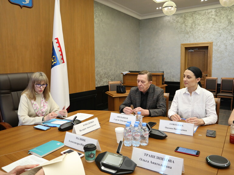 В Общественной палате Ленобласти подготовят предложения по изменению федерального законодательства об НКО