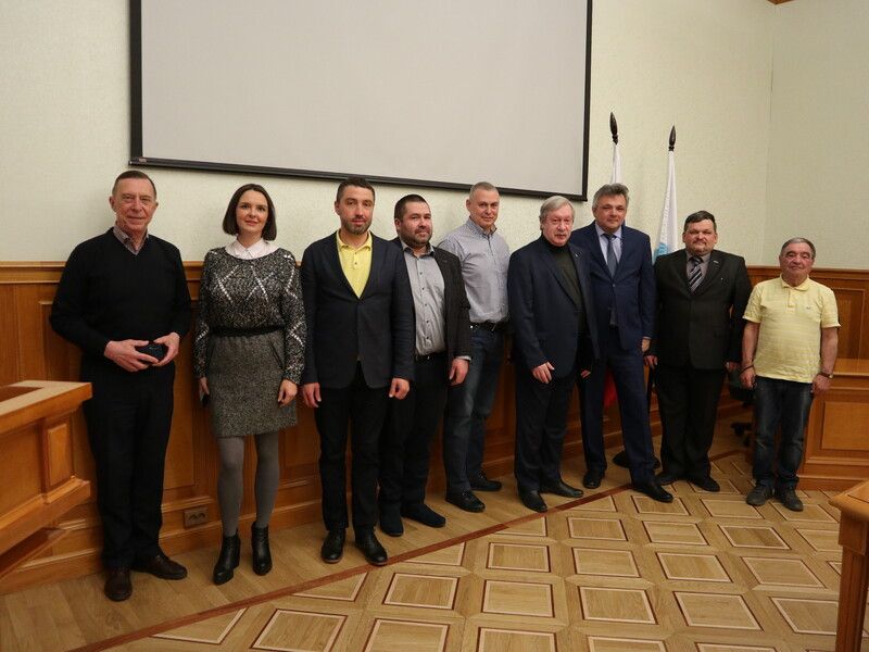 В Общественной палате Ленобласти подняли вопрос переработки строительных отходов