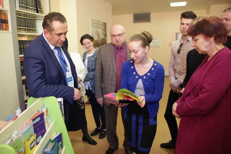 В год столетия допобразования три четверти детей в Ленобласти посещают кружки и клубы по интересам