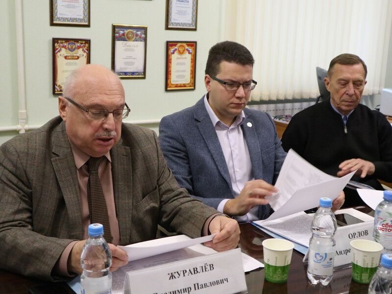 Комиссии Общественной палаты формируют план работы