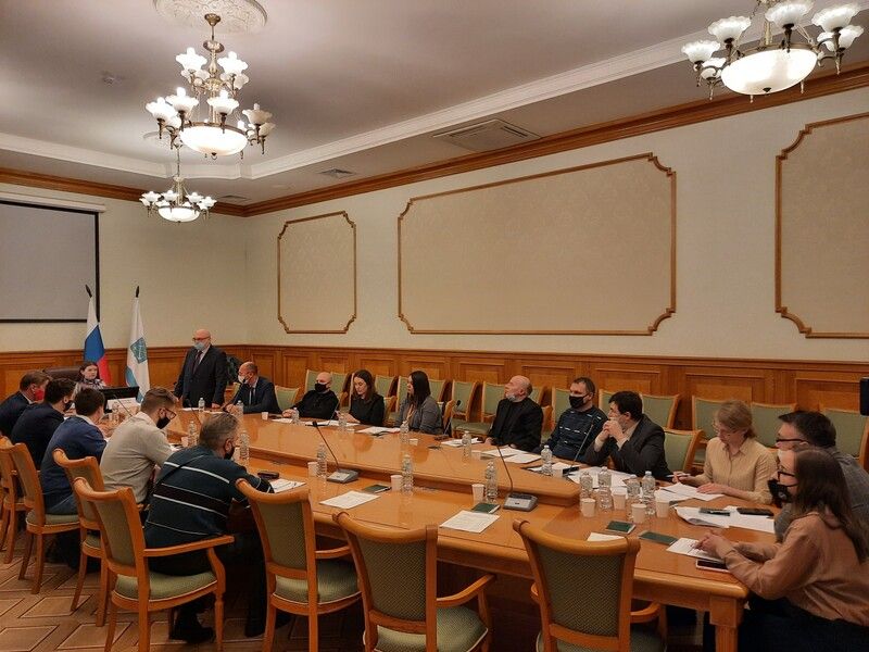 В Ленинградской области обсудили поправки в законы об увековечивании памяти погибших защитников Отечества