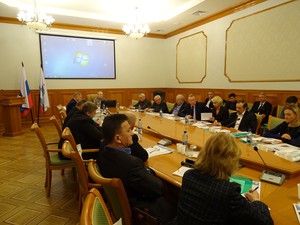 Начинать решать проблему с питьевой водой нужно собственными силами: Общественная палата провела круглый стол