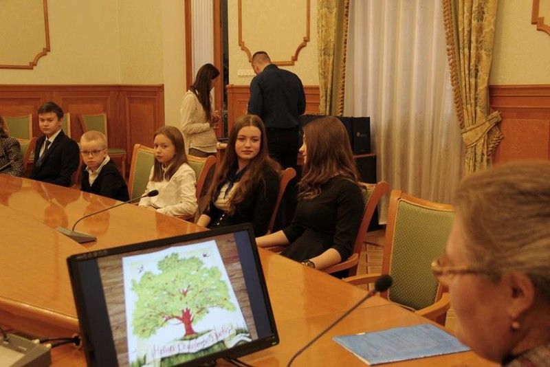 Награждение победителей конкурса для школьников "Мое семейное древо" (23.11.2018)
