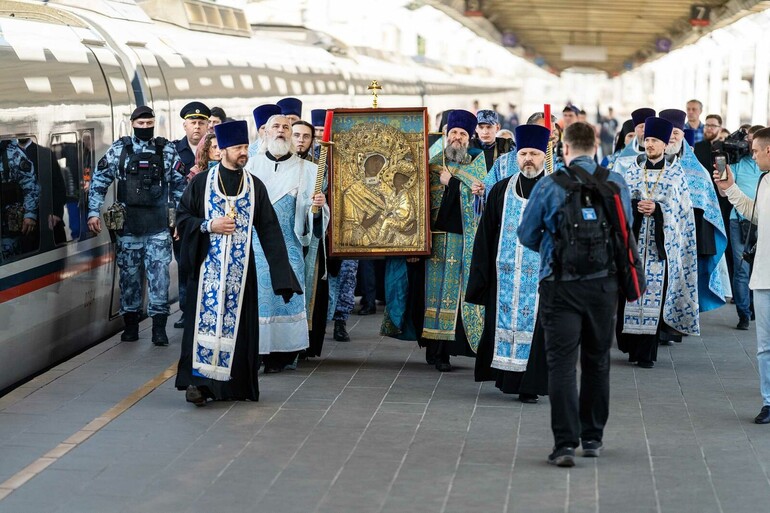 Владыка Мстислав (Дячина) сопроводил Тихвинскую икону Божией Матери в Москву