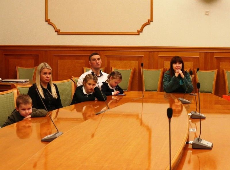 В Ленинградской области наградили школьников – победителей конкурса семейных историй