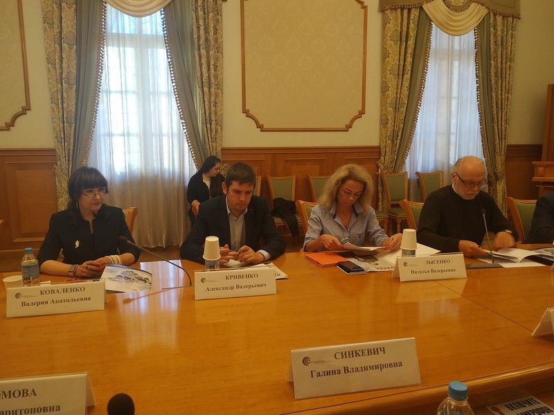 При создании комфортной городской среды необходимо учитывать потребности маломобильных групп населения, считают в Общественной палате Ленобласти