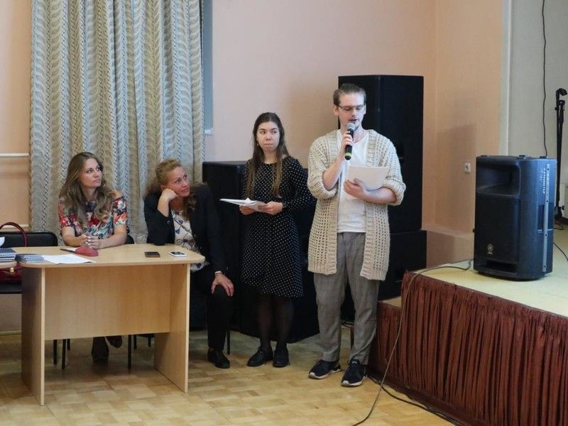 Современная инфраструктура и обаяние 19 века: студенты-архитекторы представили общественникам и ладожанам проект восстановления Новой Ладоги