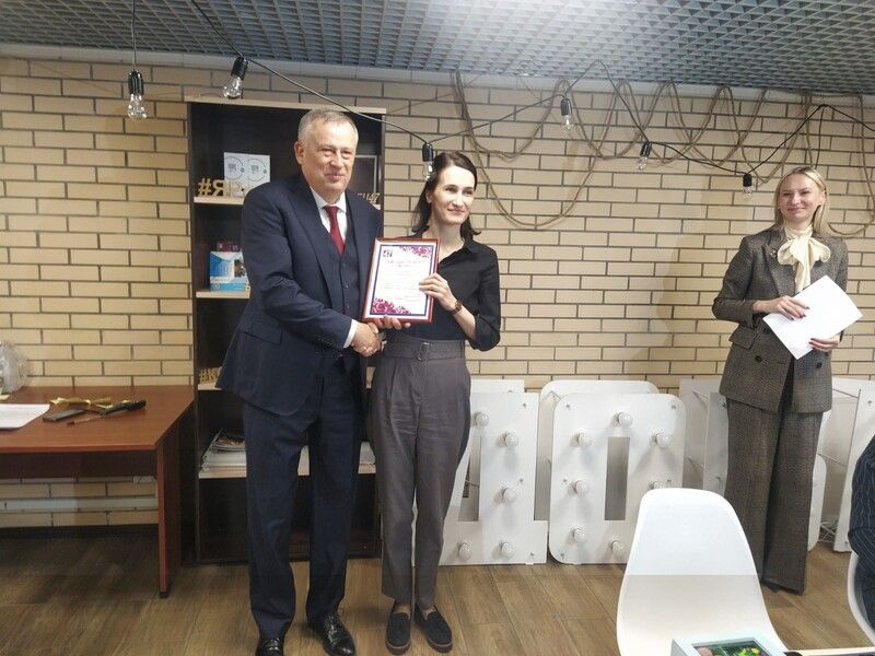 Донорская акция Общественной палаты отмечена на встрече Губернатора Ленобласти А. Дрозденко с активистами Команды47