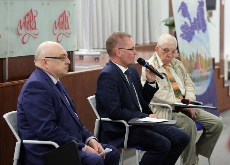 Форум муниципальных общественных палат Ленинградской области (апрель 2019 г., фото П.Ф.Афанасенко)