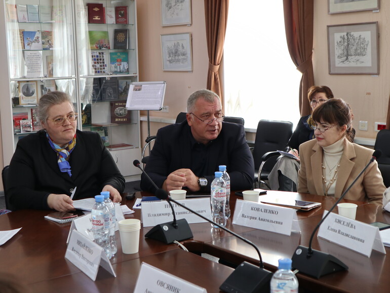 Владимир Петров: традиционная культура Ленинградской области требует внимания