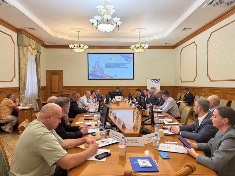 В Общественной палате Ленинградской области обсудили актуальные вопросы развития СНТ и взаимодействия садоводческих товариществ с органами власти