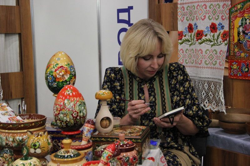 Муниципалы и общественники собрались на Дне Ленобласти на Агроруси