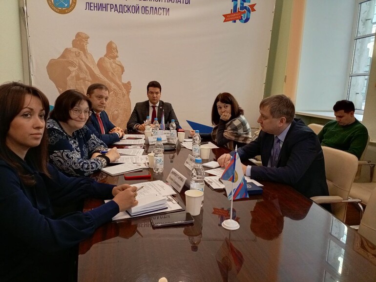 "Нотариат России на службе Отечеству"