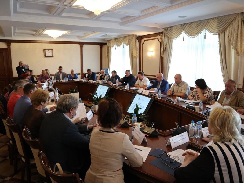 Новый состав Общественной палаты Ленобласти сформирован