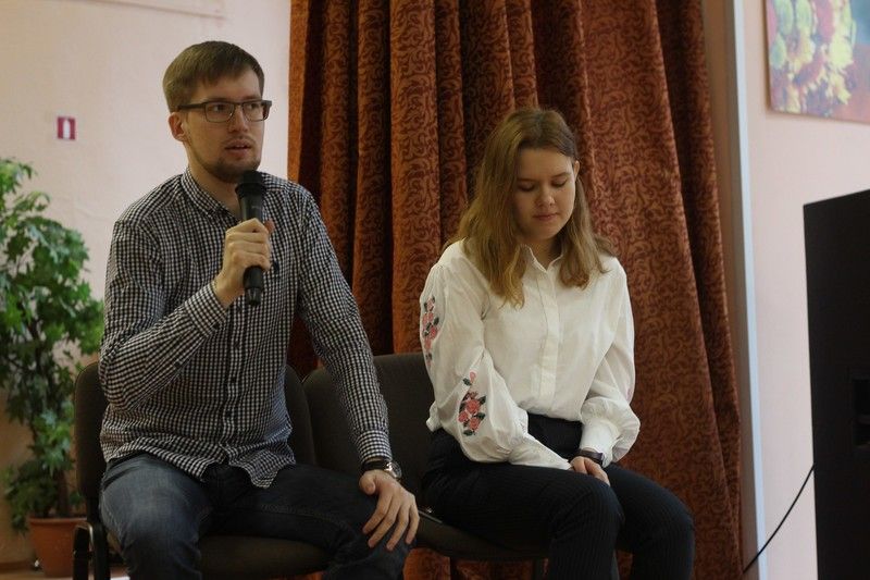 Члены Общественной палаты и Всеволожский Парламент старшеклассников обсудили роль МСУ в развитии демократии