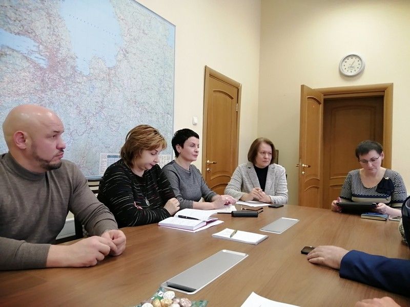 Вероника Тарбаева приняла участие в заседании Общественного совета при Комитете по ЖКХ Ленинградской области