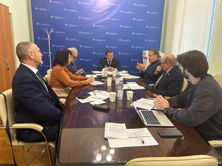 Комиссия по ЖКХ, строительству, транспорту и дорогам приступила к работе в новом созыве