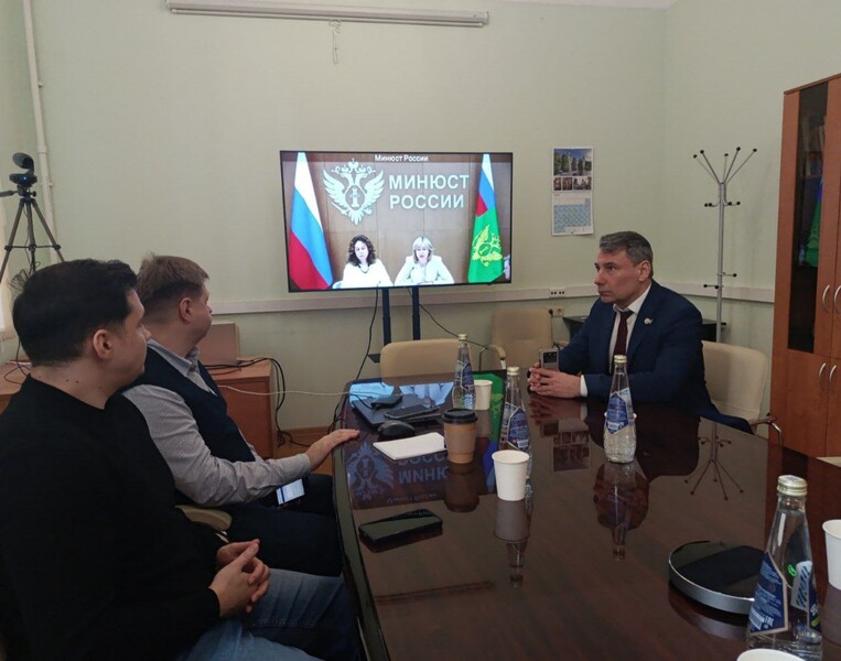 Минюст разъяснил НКО порядок сдачи годовой отчетности