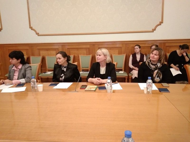 Необходимость возвращения к истокам классического образования обсудили в Общественной палате Ленобласти