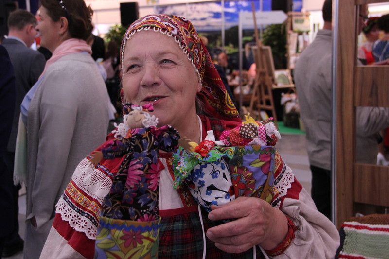 Муниципалы и общественники собрались на Дне Ленобласти на Агроруси