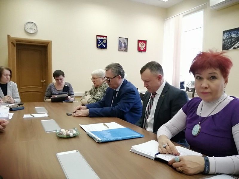 Вероника Тарбаева приняла участие в заседании Общественного совета при Комитете по ЖКХ Ленинградской области