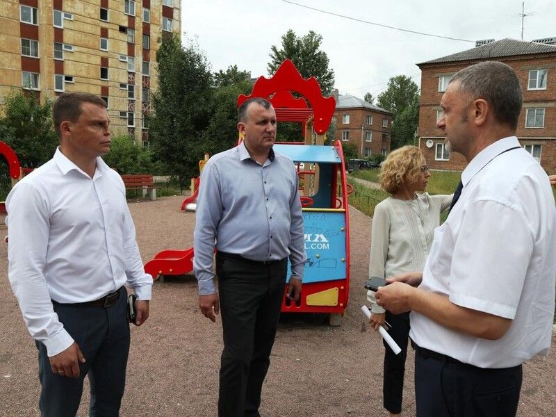 Вопрос обустройства детских площадок в Никольском планируют решать с помощью областных целевых программ