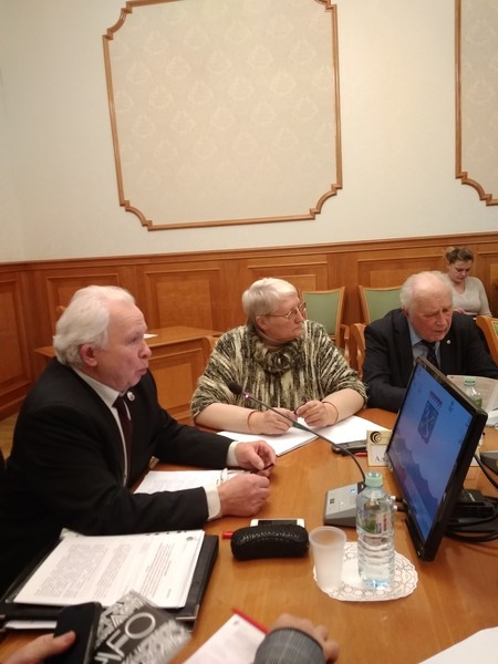 Общественная палата Ленинградской области подготовила рекомендации по содержанию детских площадок во дворах
