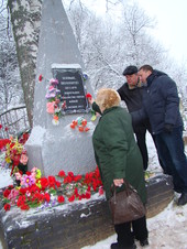 Блокадные дети достойны памятника