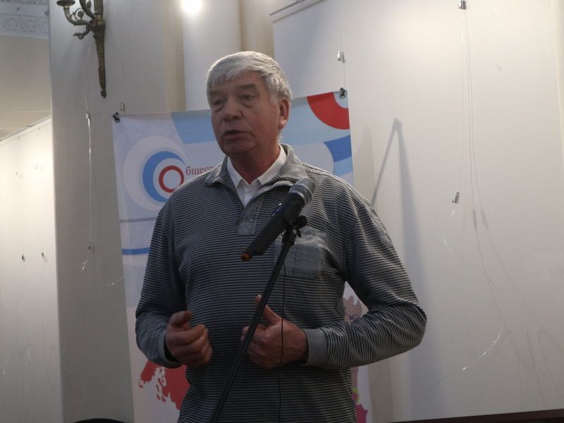 В Общественной палате Ленинградской области обсудили поправки к Конституции России и послание Президента РФ к Федеральному Собранию