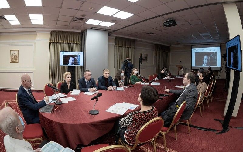Член Общественной Палаты ЛО Кирилл Куляев принял участие в работе круглого стола «Проблемы доступности инновационной терапии орфанных заболеваний».