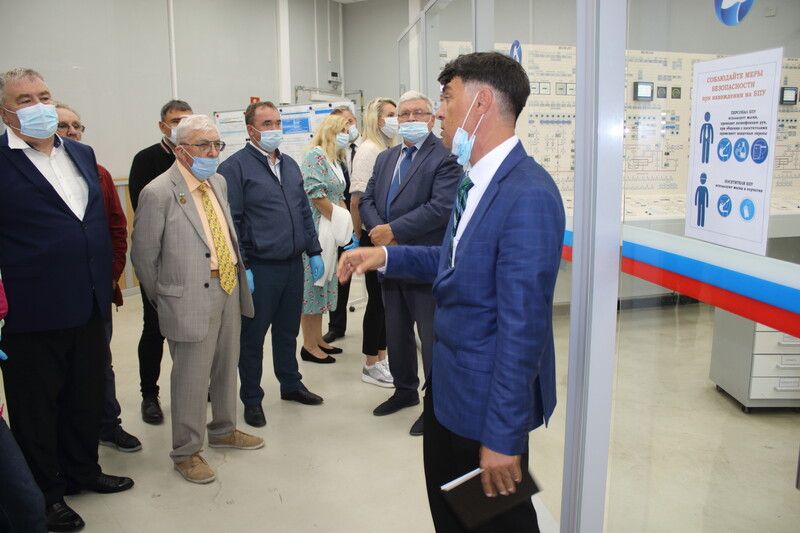 Ленинградские общественники посмотрели, как работает мирный атом