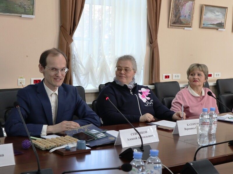 В Ленобласти обсудили методику создания школы здоровых детей