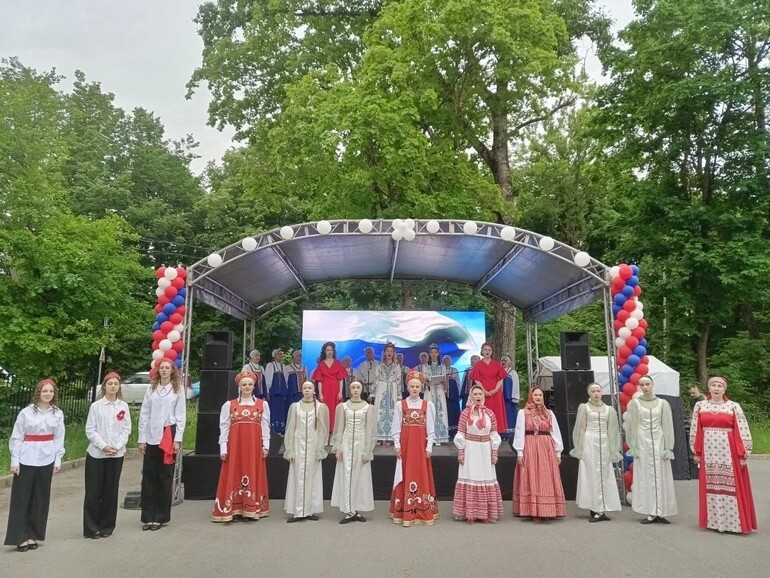 Сообщество Общественных палат Ленинградской области отметили День России