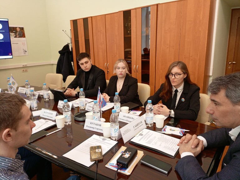 Молодежная палата начала работу