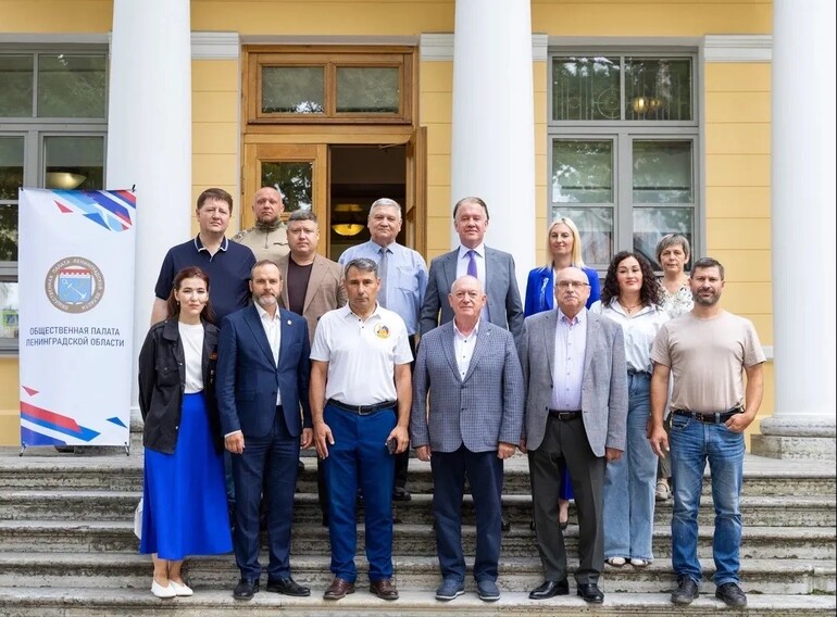 Общественная палата Ленинградской области подписала соглашения с десятью НКО региона о сотрудничестве на выборах
