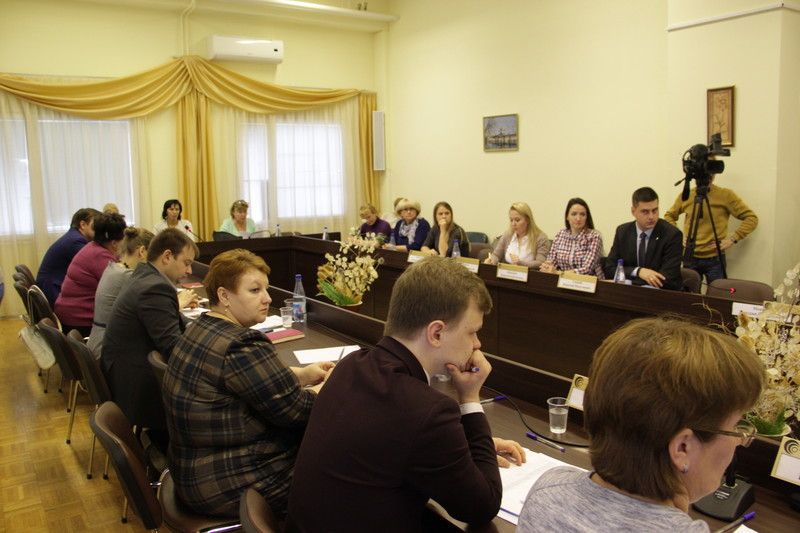 Выездное заседание комиссии по образованию, молодежной политике, патриотическому воспитанию, физкультуре и спорту, г.Всеволожск