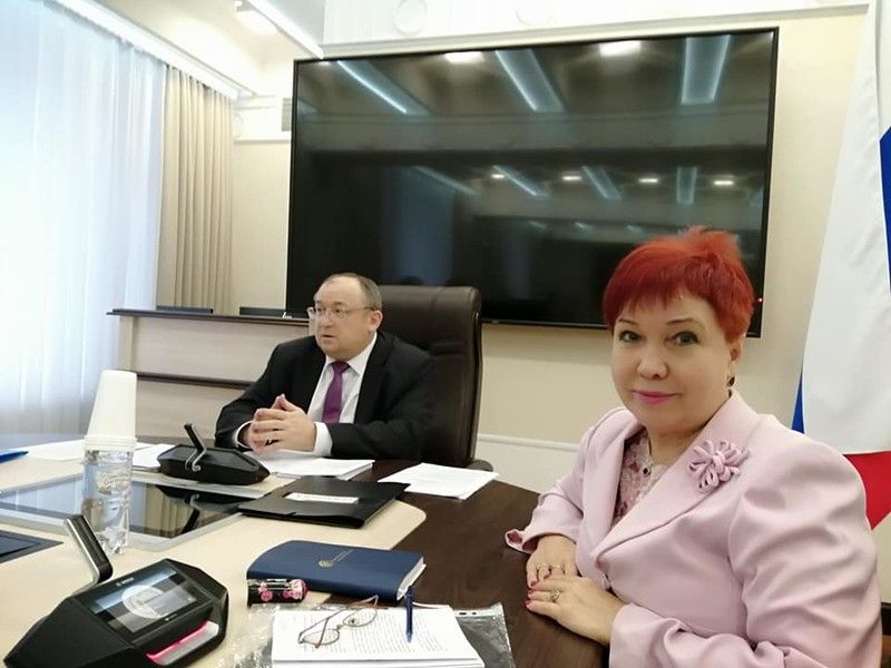 Вероника Тарбаева приняла участие в заседании Постоянной комиссии по экологии и природопользованию Законодательного собрания Ленинградской области