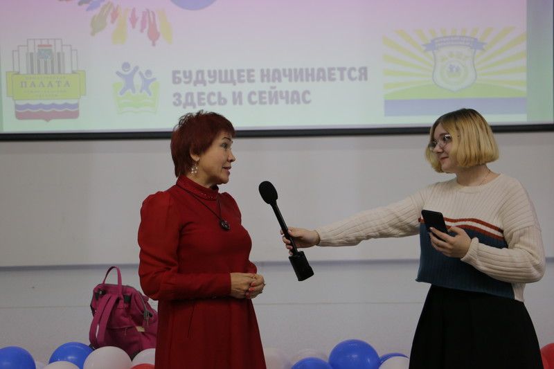 Члены Общественной платы Ленобласти выступили перед областными школьниками