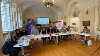 Развитие патриотизма через информационную политику обсудили в Общественной палате