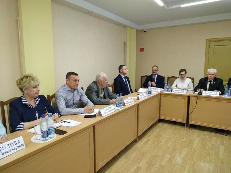 В Приозерске прошло обсуждение вопросов обеспечения населения жильем и расселения аварийного жилого фонда