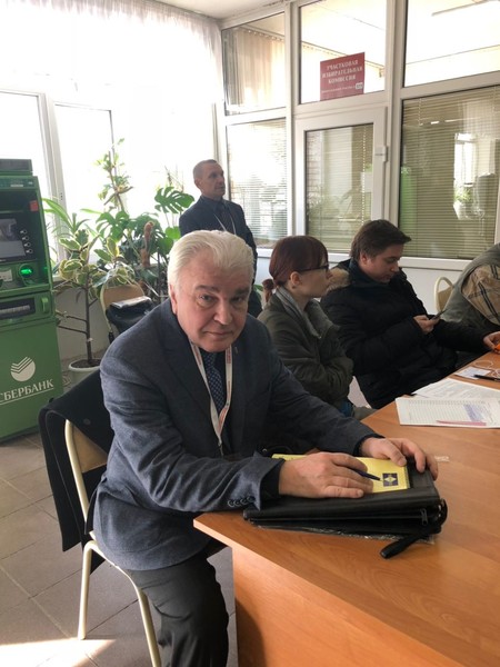 Общественный наблюдатель Владимир Захаров (УИК 373): Новости про выборы в интернете противоречат полученному мной опыту