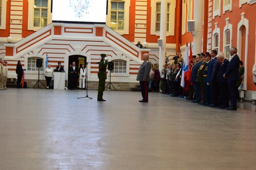 В Петропавловской крепости прошло посвящение в кадеты учеников кадетских классов 47-го региона