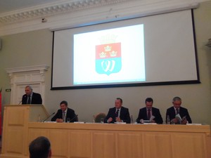 Полезным опытом надо обмениваться с другими