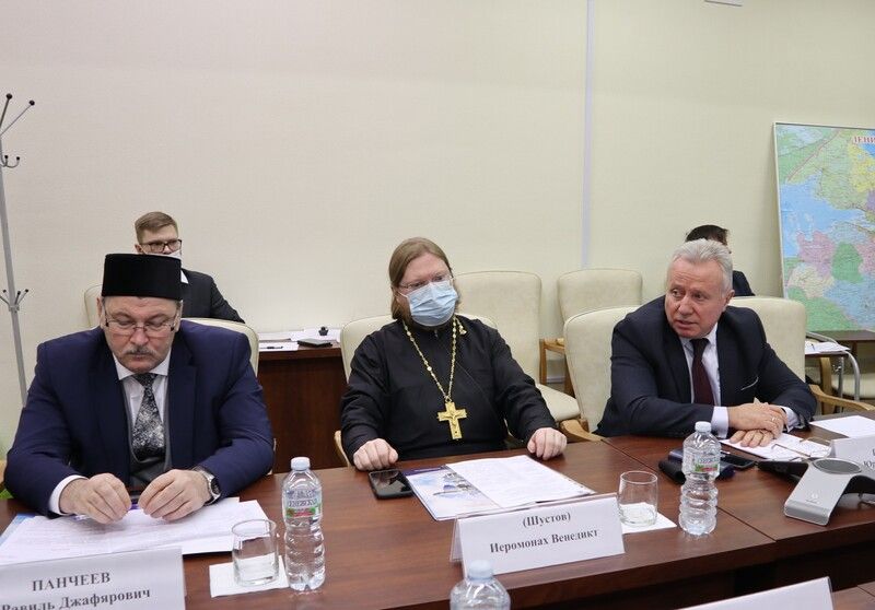 Ленинградские общественники назвали продвижение русского языка за рубежом важнейшим механизмом нашей народной дипломатии
