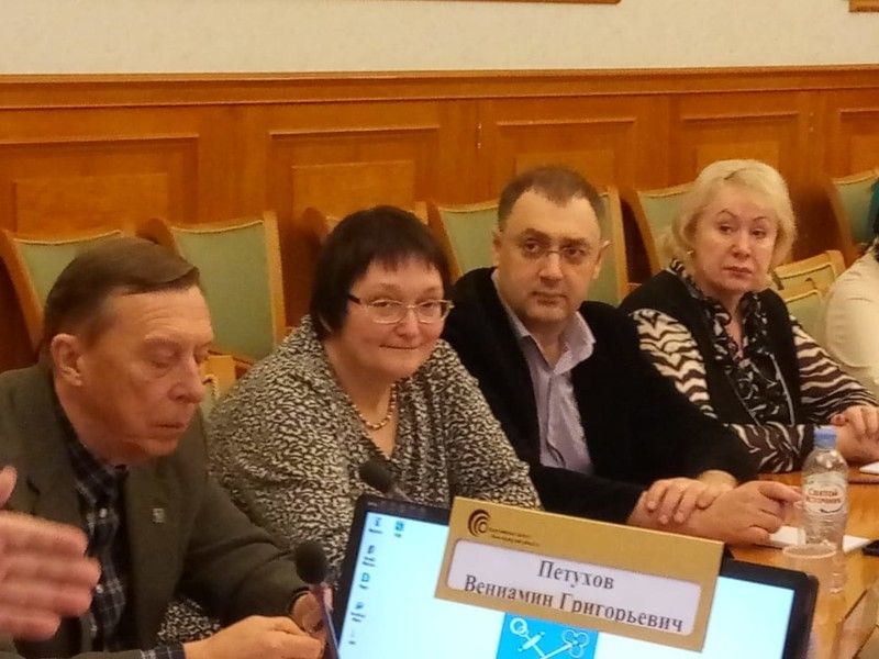 Как обеспечивается безопасность ребенка в школе или детском саду – общественники Ленобласти обсудили проблему со специалистами