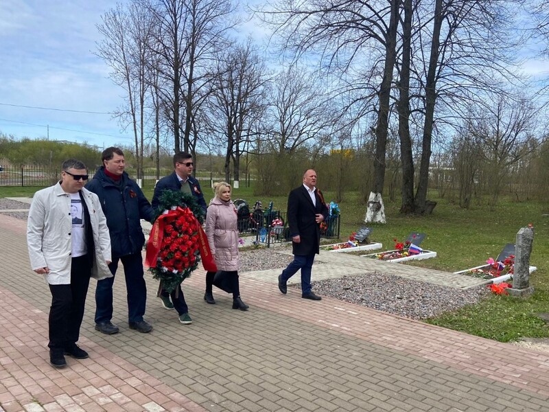 Общественная палата Ленобласти встретила 9 мая в Ивангородской крепости